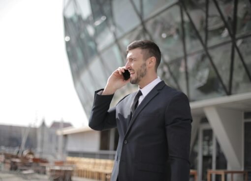 6 Mistakes Businesses Make with Phone Hold Audio